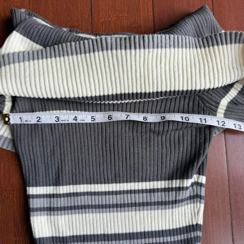 Gray and Cream‎ Striped Off the Shoulder Dress - Picture 5 of 8